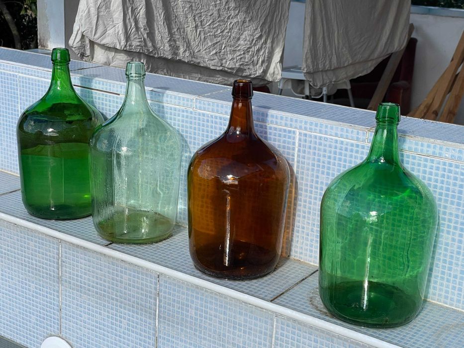 garrafas de vidro grandes garrafas de álcool