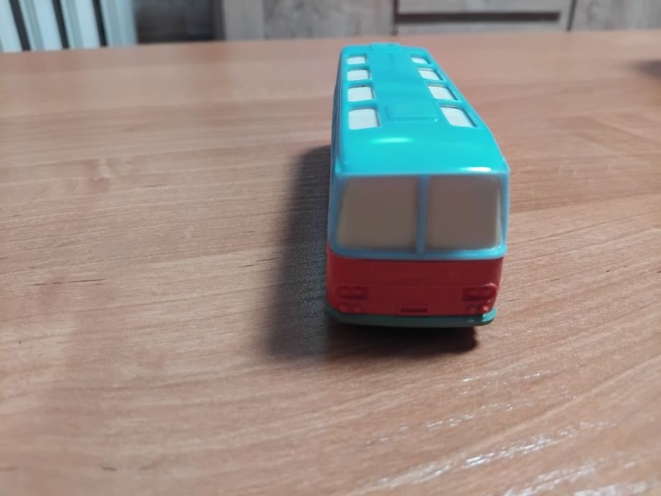 Model autobusu kioskowiec