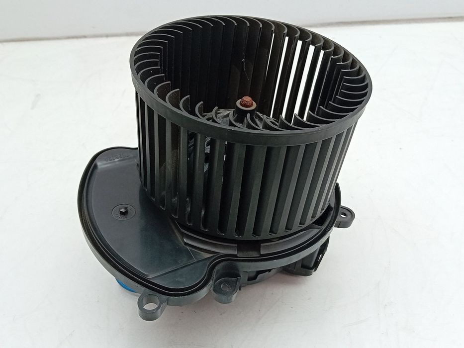 Motor da chauffage / sofagem RENAULT Megane IV (B9A/M_)