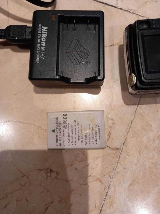 Original Nikon Coolpix 7900 Camera64552625715842124