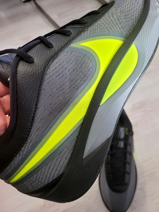 Кроссовки NIKE GEANNIS FREAK 6 нові original