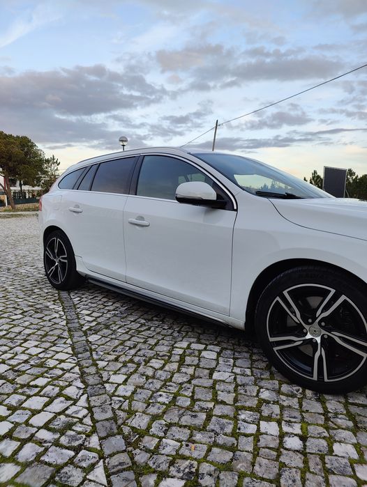 Volvo V60 2.4 híbrido plugin