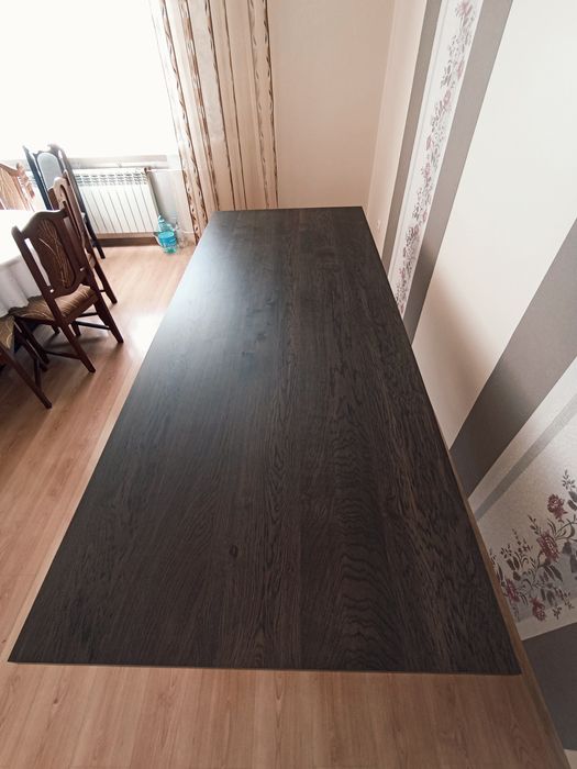 Stół do jadalni typu pająk