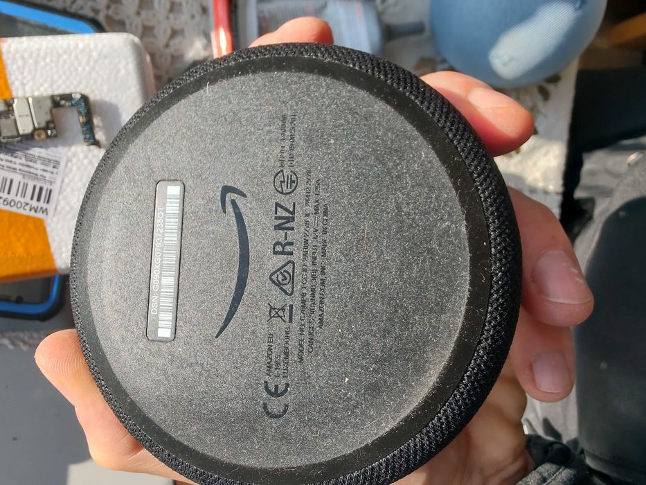 Колонки розумні портативні різні  amazon jlam