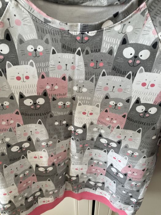 Bluzka rękaw 3/4 koty r 152