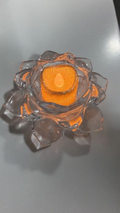 Castiçal e vela eletrónica