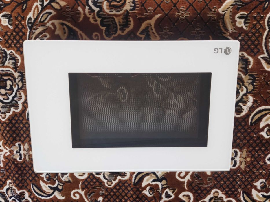 Микроволновая печь LG Smart Inverter MH6595GIN\01(на запчасти).
