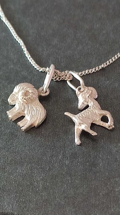 Łańcuszek ze znakiem zodiaku baran.