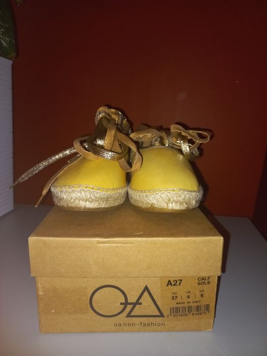 Nowe skórzane espadryle firmy Oa non fashion 37
