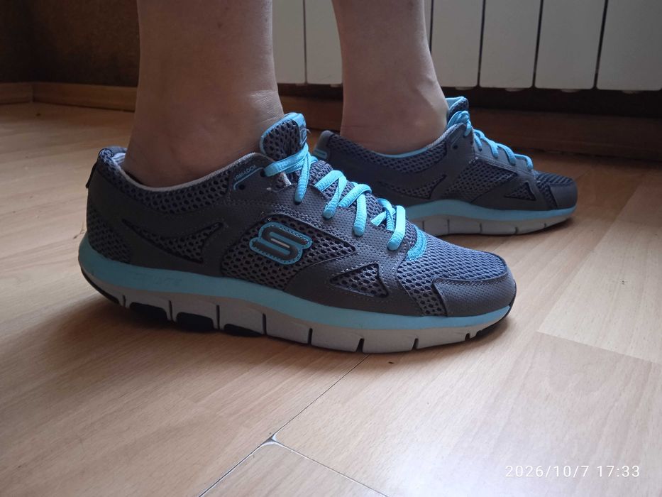 Кросовки Skechers Shape-  ups. 38 розмір.