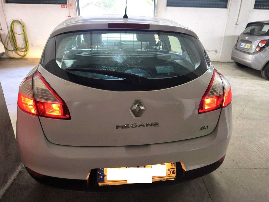 Renault megane 2011, 110 cv, a/c, 2 lugares, impecável
