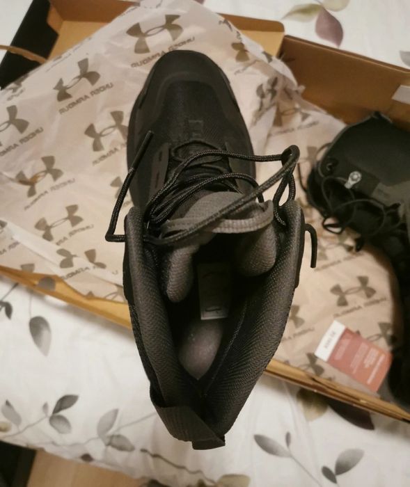 Botas under armour valsetz