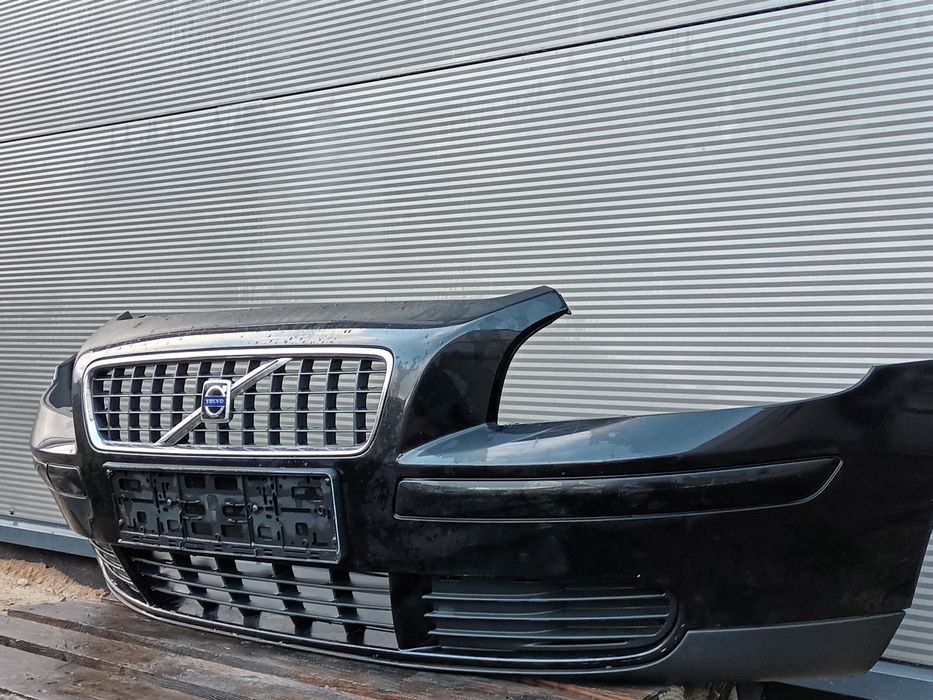 Zderzak przód volvo v50 S40 II  04-07r czarny  452-26  Grill halogeny