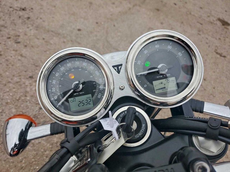 Triumph Motorcycle Bonneville T120 2020