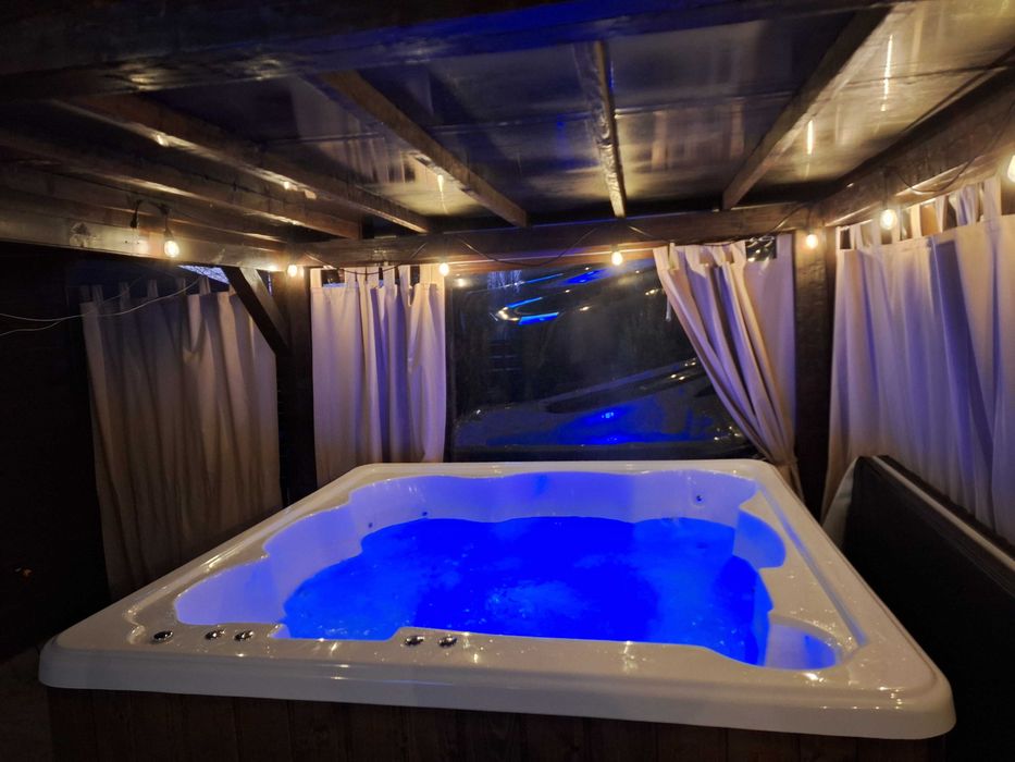 Komfortowe jacuzzi 6-osobowe – relaks w ogrodzie przez cały rok od producenta balia basen