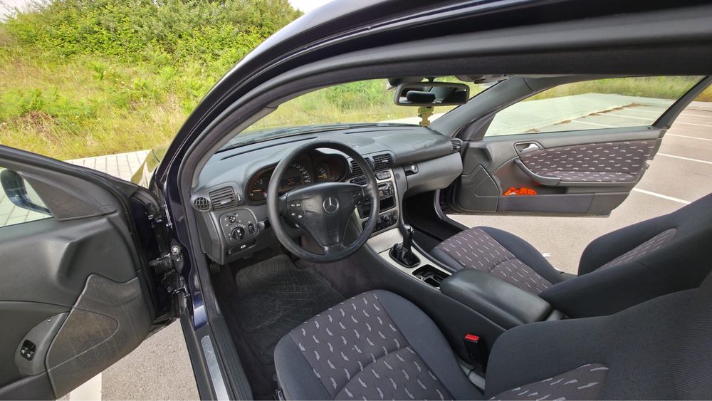 Mercedes c220 sport coupe