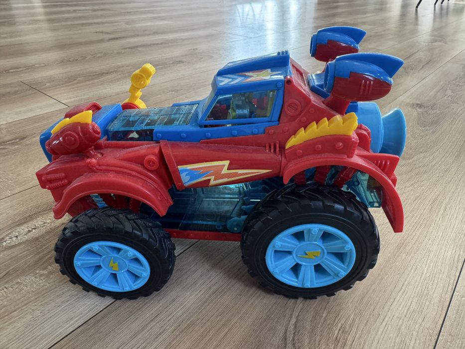 SuperZings Monster Roller