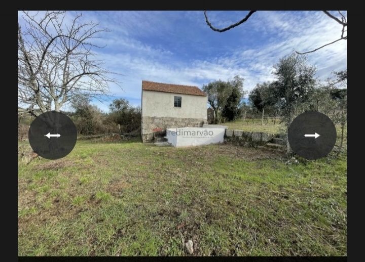 Terreno com casa
