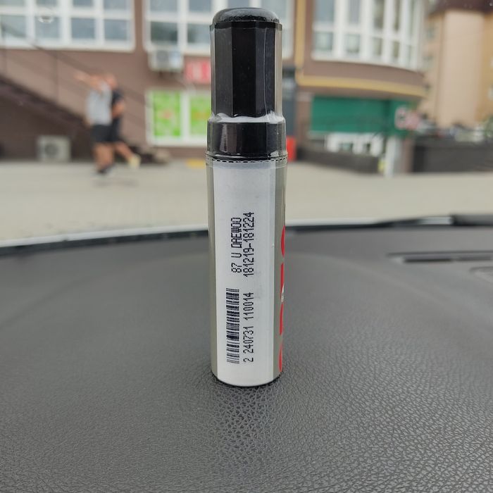 Реставраційний олівець для авто