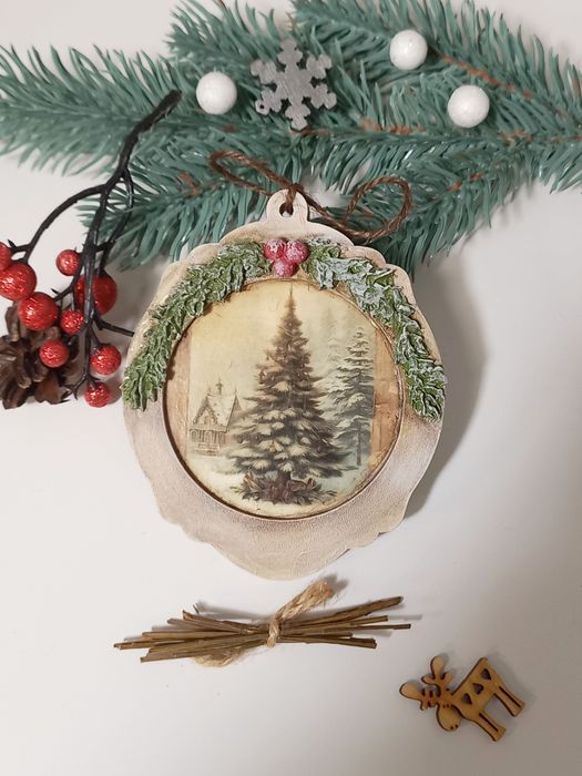 Вінтажні іграшки ручної роботи на ялинку