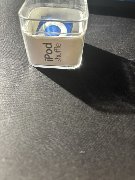 iPod Shuffle 2GB