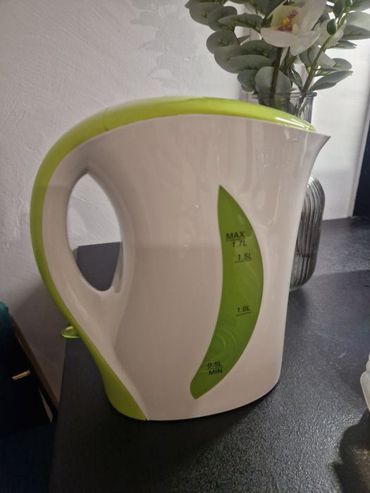 Czajnik elektryczny 1.7 l nowy