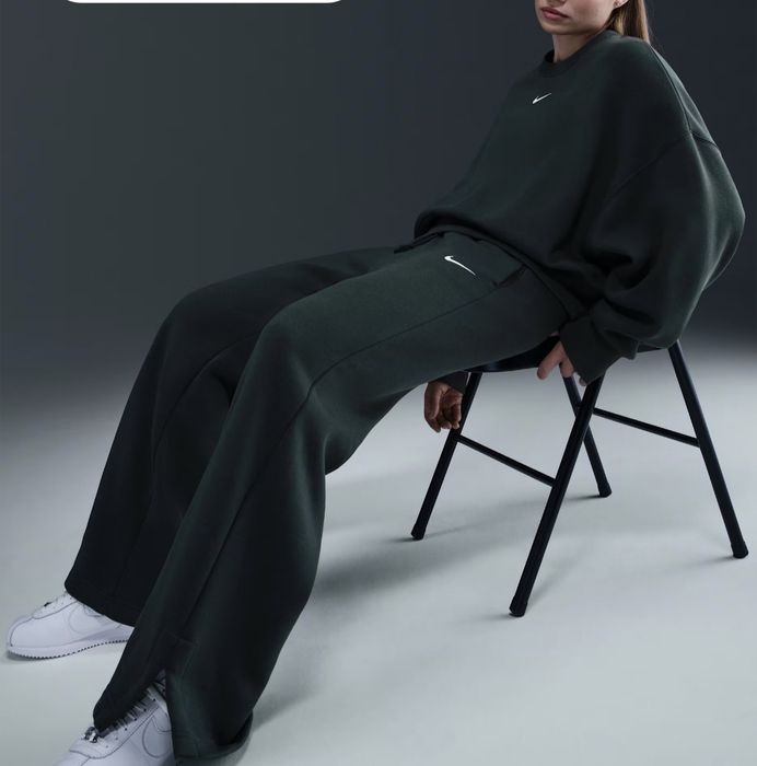 Спортивний костюм Nike