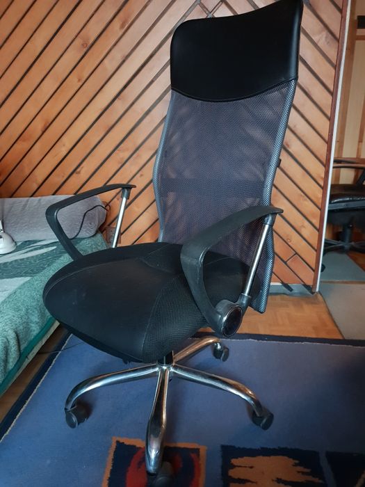 Krzesło obrotowe biurowe