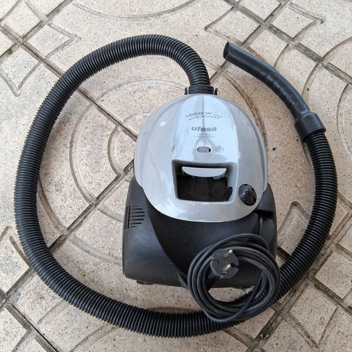 Aspirador Ufesa Usado