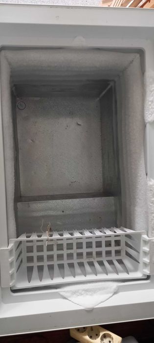 Arca congeladora Horizontal Becken em bom estado