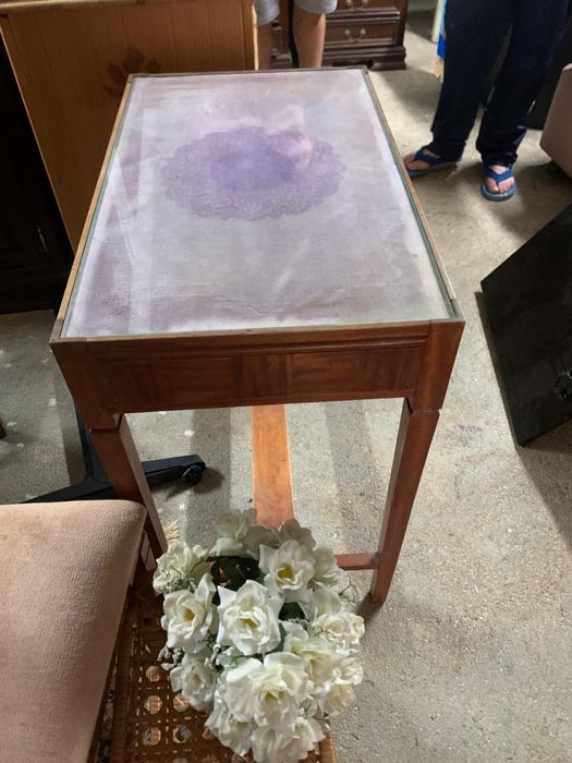 Mesa de apoio em madeira