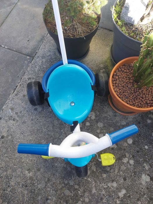 Triciclo Smoby azul/verde/branco