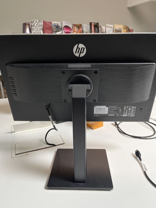 3 Monitores HP 24” como NOVOS