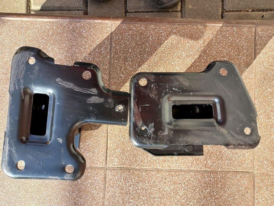 Nissan Rogue 2014-2020 крепление усилителя (кранштейны)