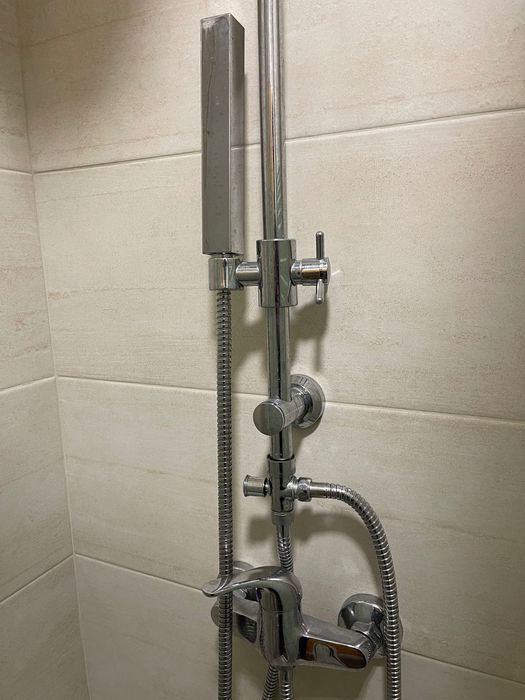 Coluna de Duche com Torneira