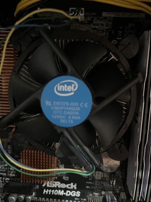 Komputer stacjonarny