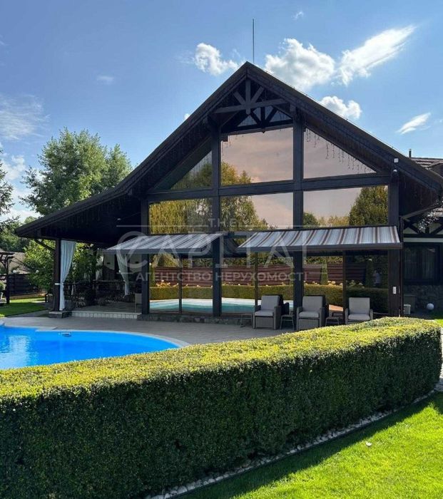 Продажа дома с бассейном, КГ Козырная карта, Березовка Макаровский р-н