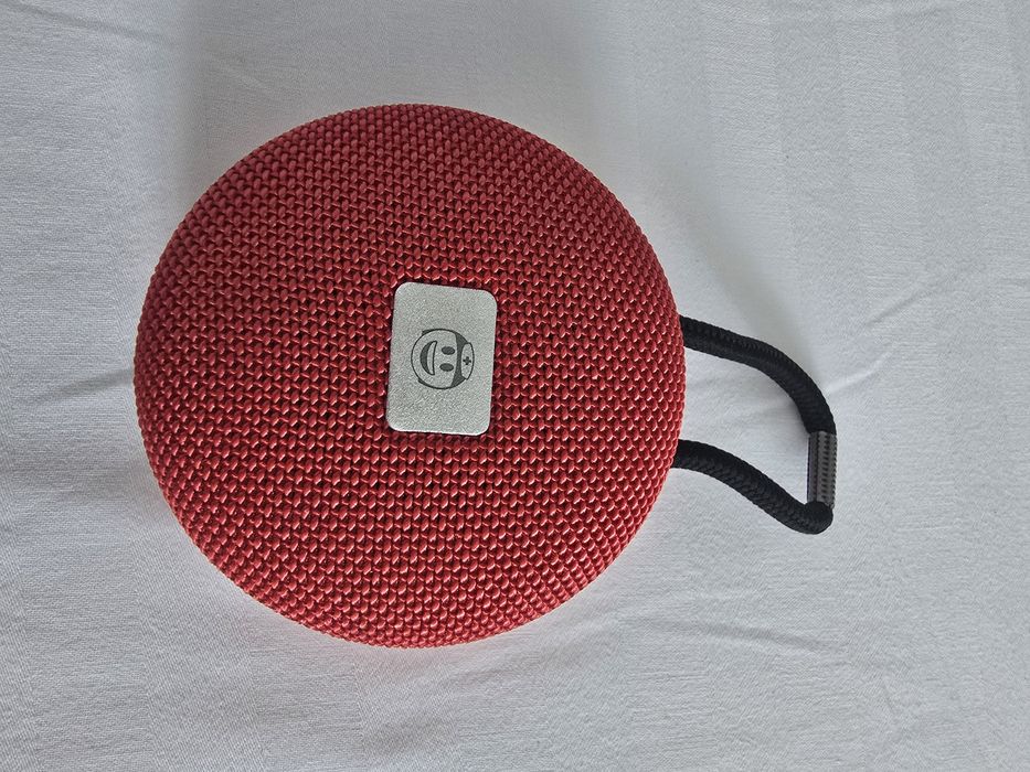Bluetooth колонка Sneaky
