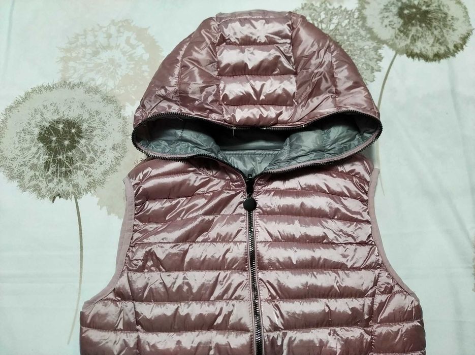 Стильна,демісезонна,двостороння жилетка для дівчинки 12-13 р