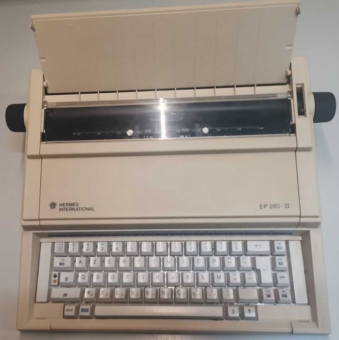 Máquina de escrever elétrica Hermes International - EP 280 II