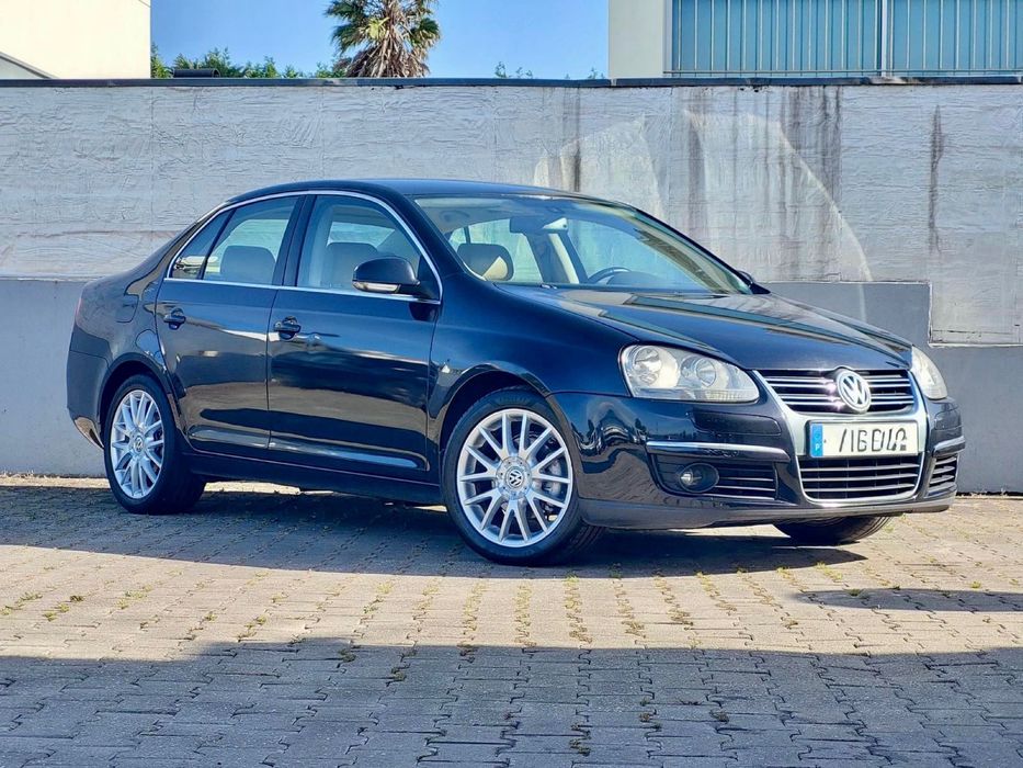 Volkswagen  Jetta 2.0 TDI (2007)