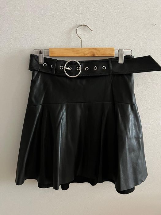 Saia Napa Bershka T. M