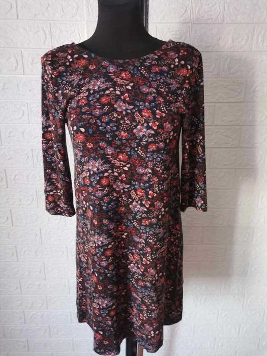 sukienka s/36 cena 18 zł