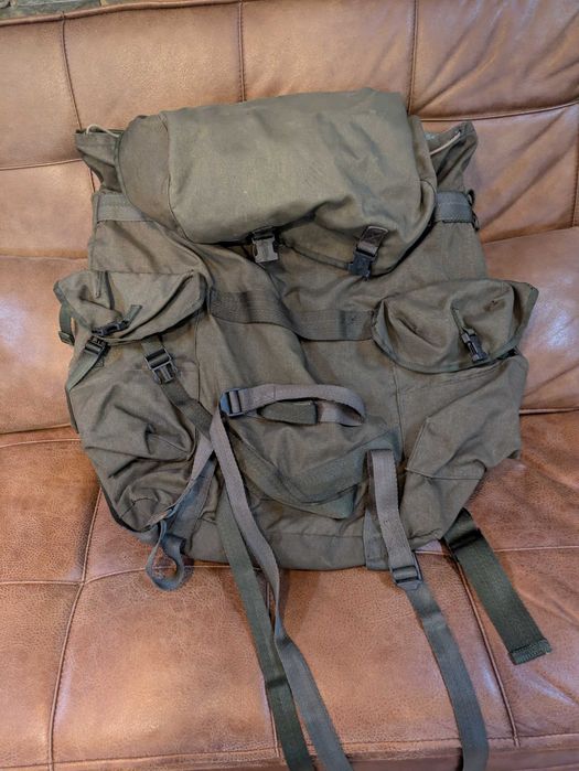 Mochila tropa antiga