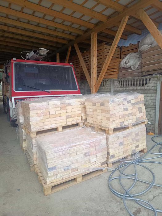 Cegła szamotowa (szamot) z rozbiórki - MOŻLIWA DOSTAWA