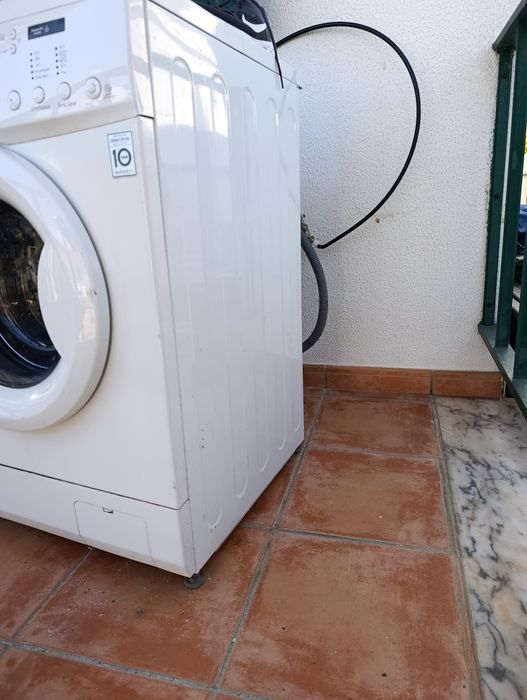 Máquina de lavar roupa LG 7kg