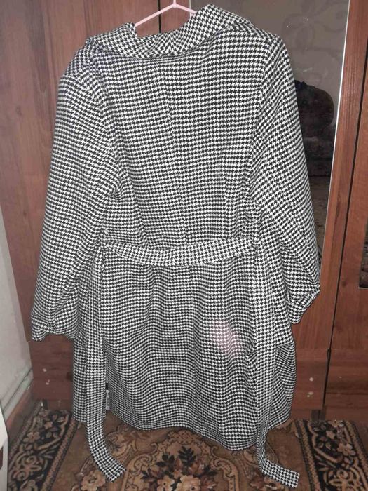 Весняне пальто в клітинку