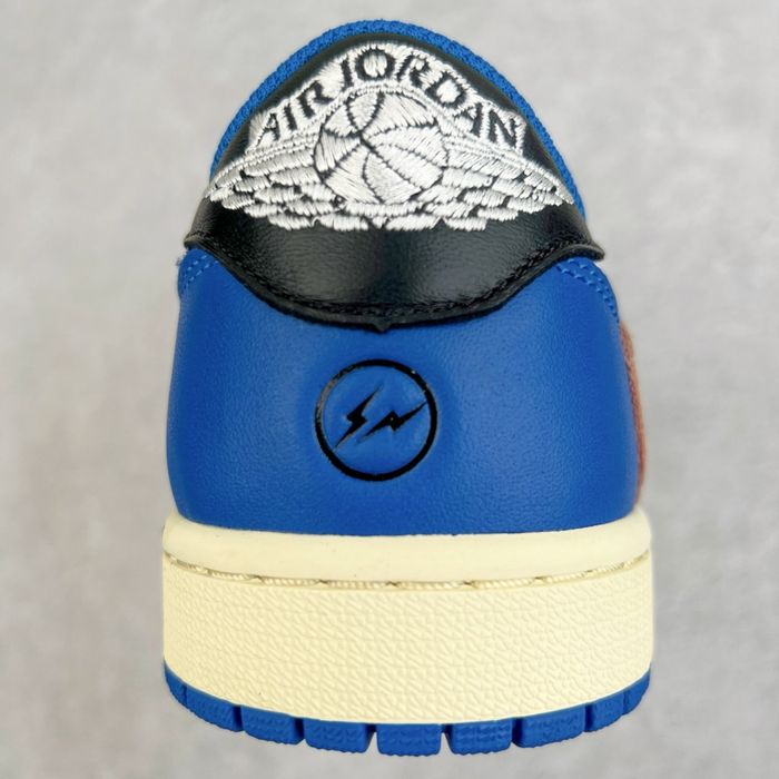 Tenis NK SCT Novos