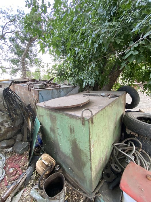 Ёмкость для дизельного топлива.