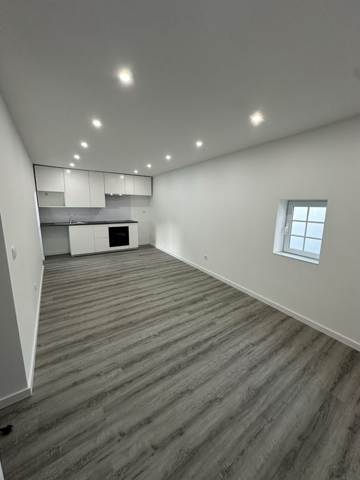 Apartamento T2 totalmente remodelado, a estrear, no centro de Estremoz